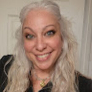 Meet your Posher, Jackie